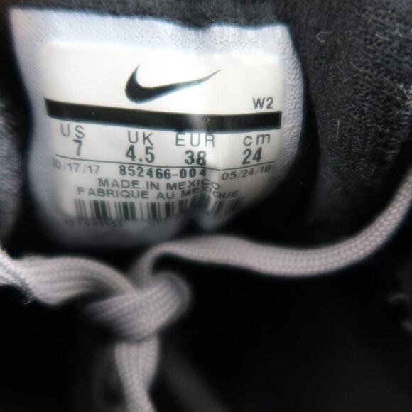 Nike Shoes Womens 7 Athletic Sneaker Downshifter 7 Running Training Active Black - Picture 12 of 13